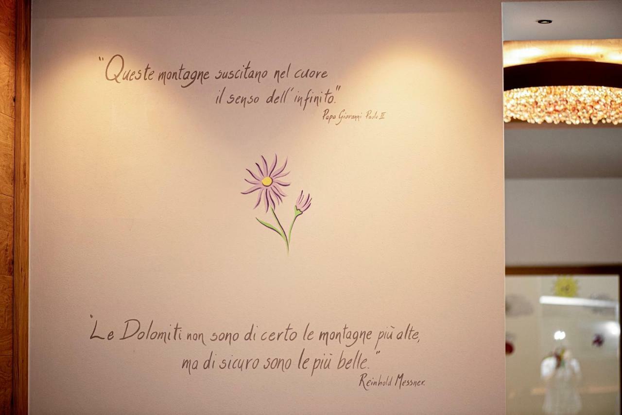 Chalet Aster Moena Esterno foto